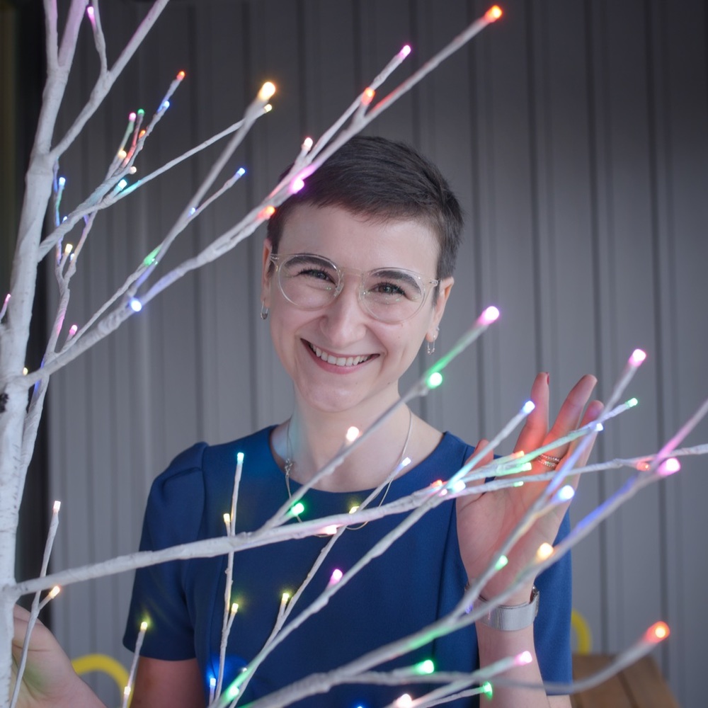 Meet your Posher, Eliza